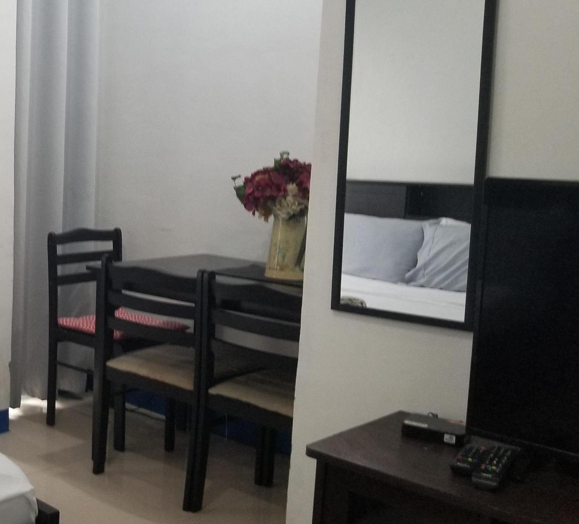 Innsite Room Rentals Pasay Exterior photo